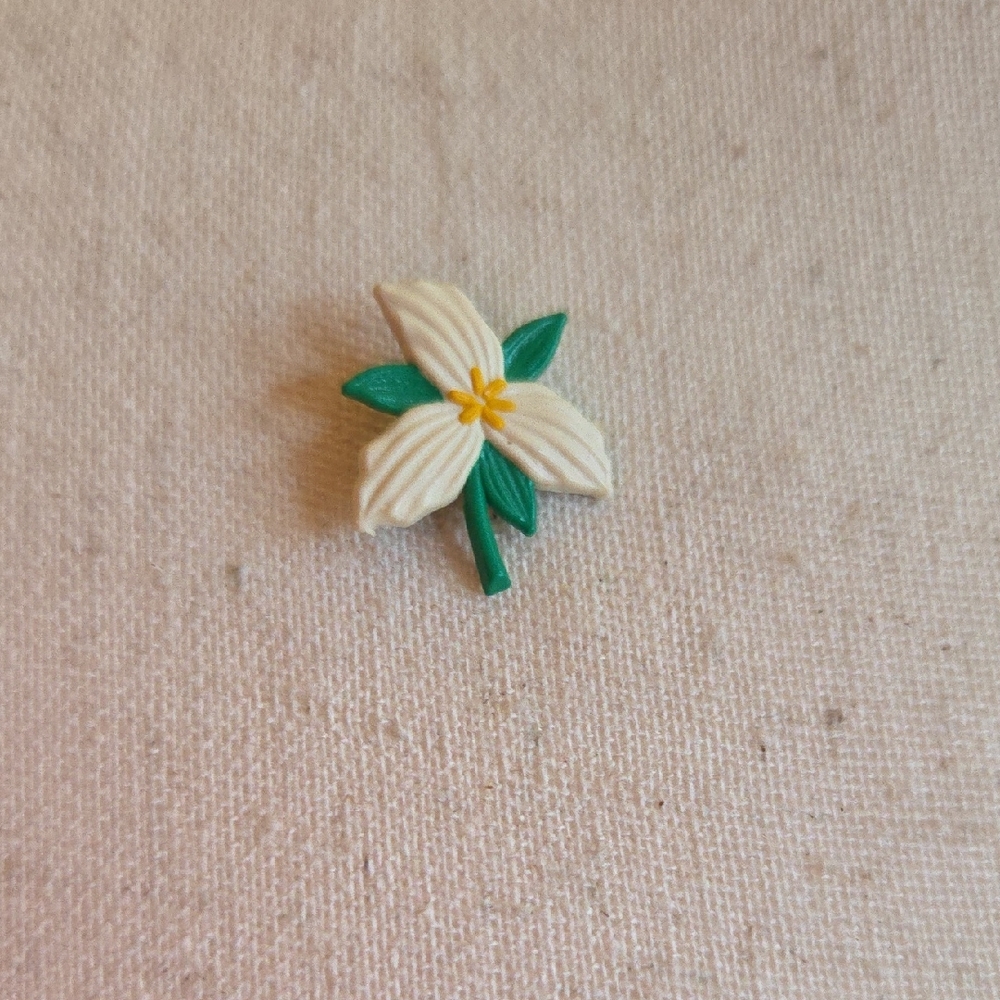 White Trillium Ontario's Flower Pin